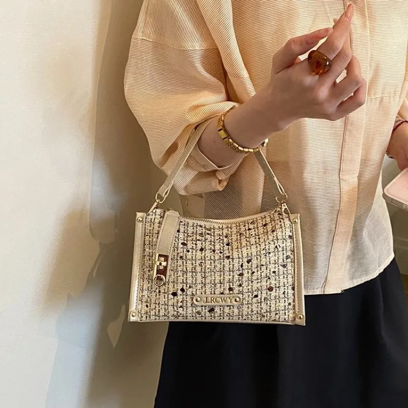 

Women's Tweed & Leather Crossbody Bag with Metal Lock, Adjustable Strap, Casual Style for Daily Errands & Weekend Outings