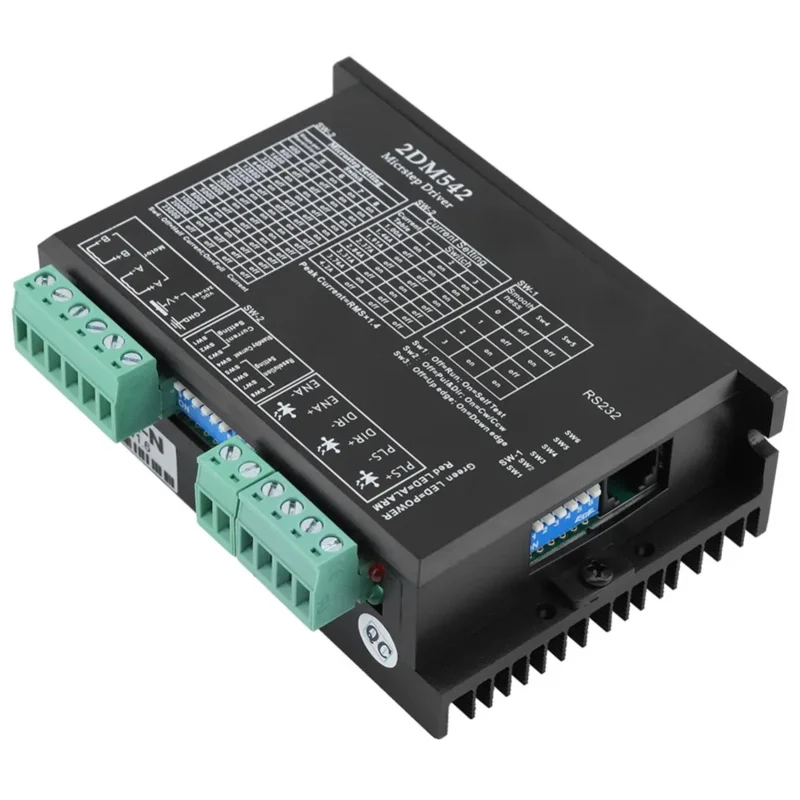 El controlador de motor digital bifásico 2DM542 es adecuado para motores paso a paso 42/57/86 (NEMA17 / 23/34) 1.0-4.2A en máquina CNC