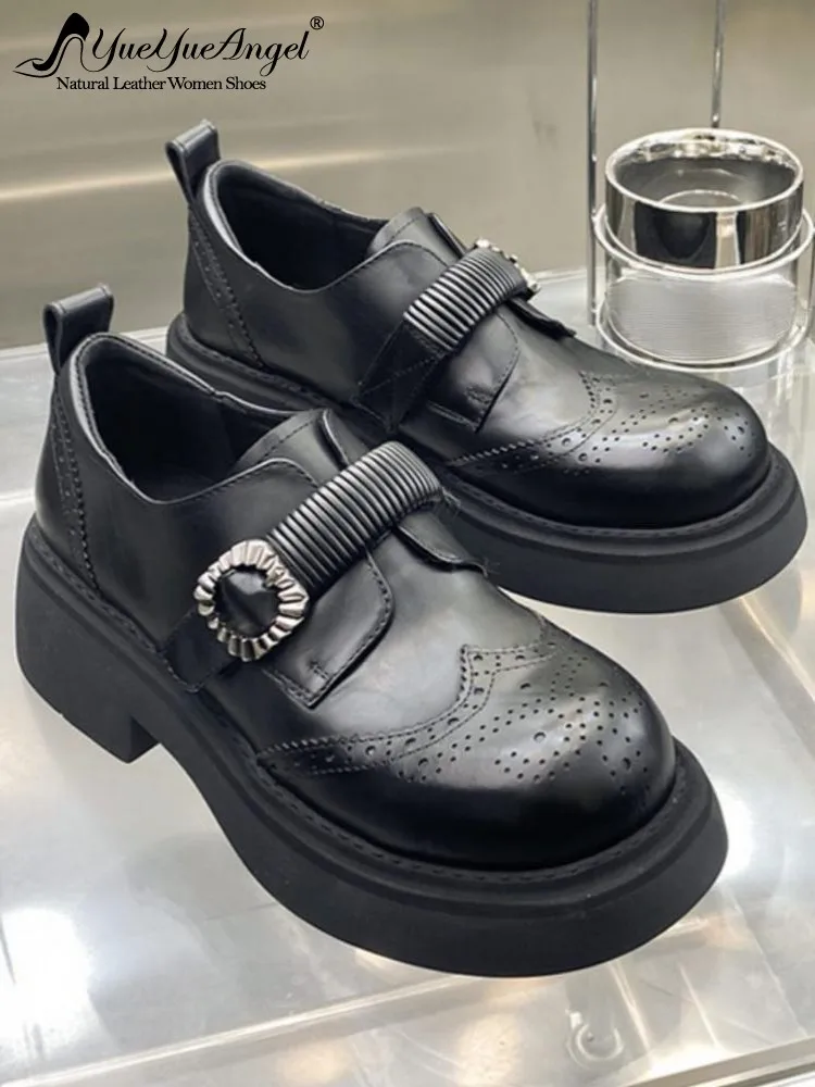 

Женские туфли-лодочки на платформе из натуральной кожи в стиле ретро, однотонные туфли из воловьей кожи с круглым носком и пряжкой на ремешке, туфли на среднем каблуке с резьбой по блоку