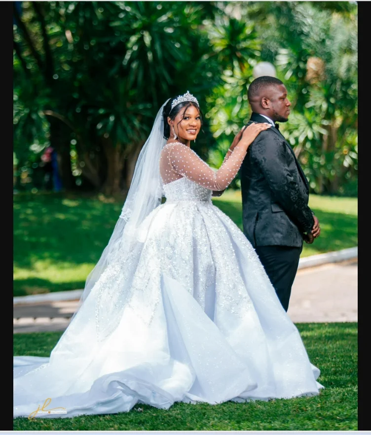 Customized  Handwork Fully Beads Pearls Africa Wedding Dress with Removable  Skirt Robe De Mariée  Long  Sleeves Bridal Gowns