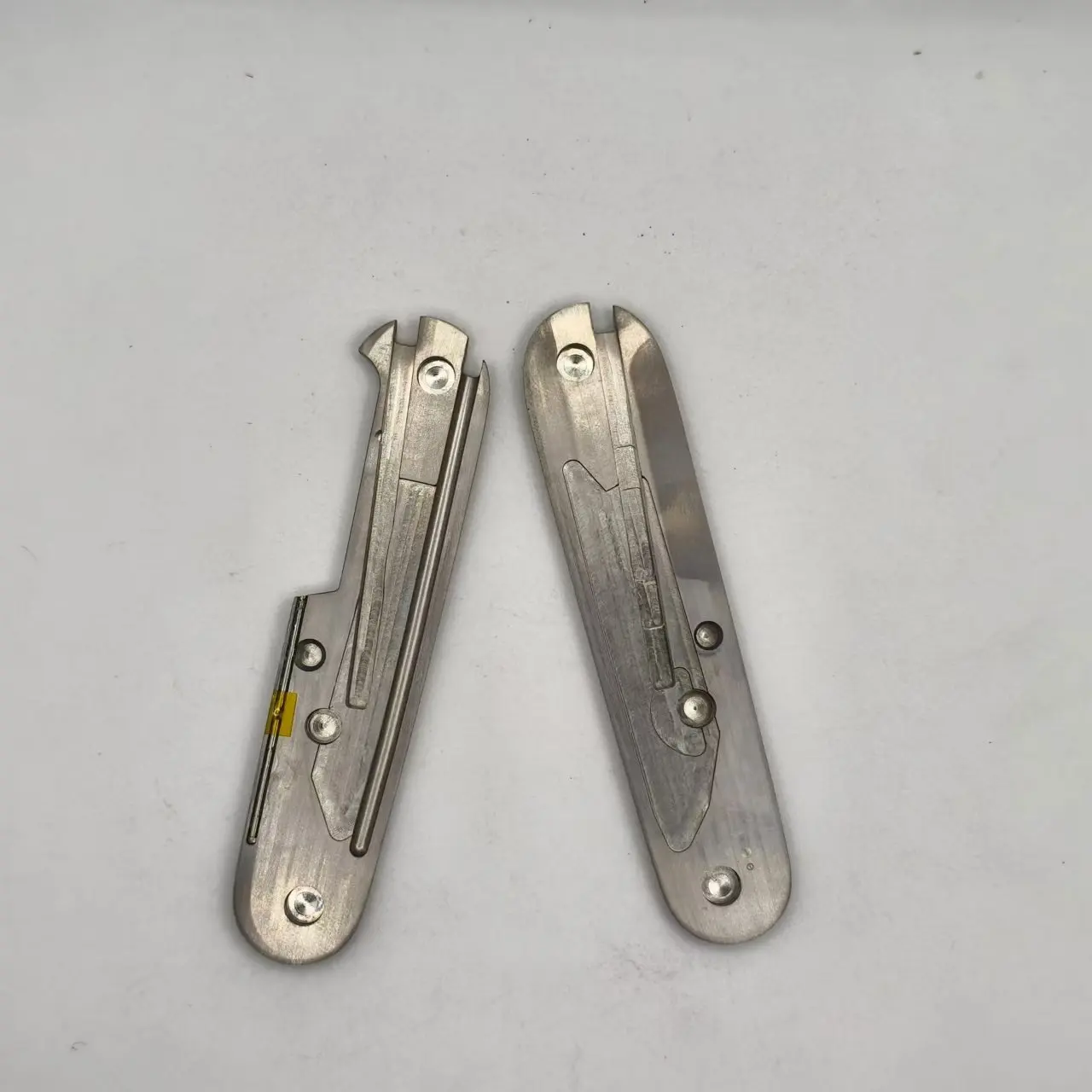 1 Pair Custom Made DIY Full Function Version TC4 Handle Scales for 91mm Victorinox Swiss Army Knife Full function version