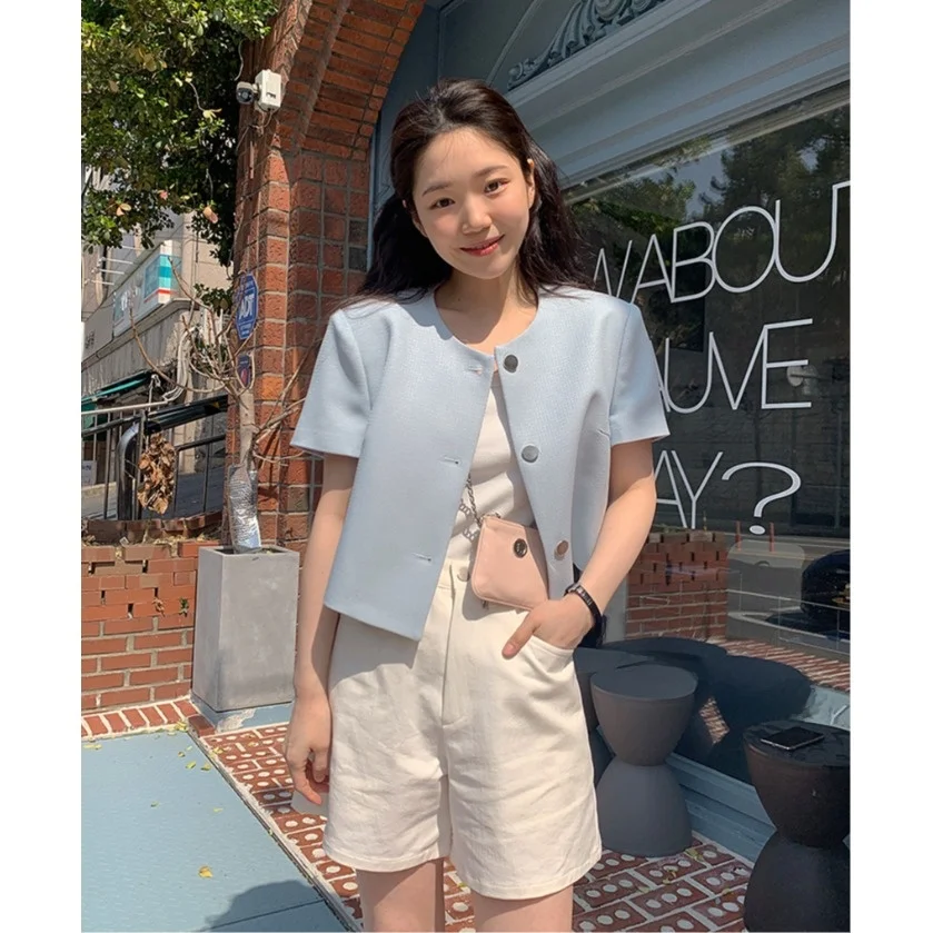 

Elegant round Neck Short Quilted Jacket Metal Button Three Colors Korean Style Women's Sweater Spring Autumn Winter Fashion