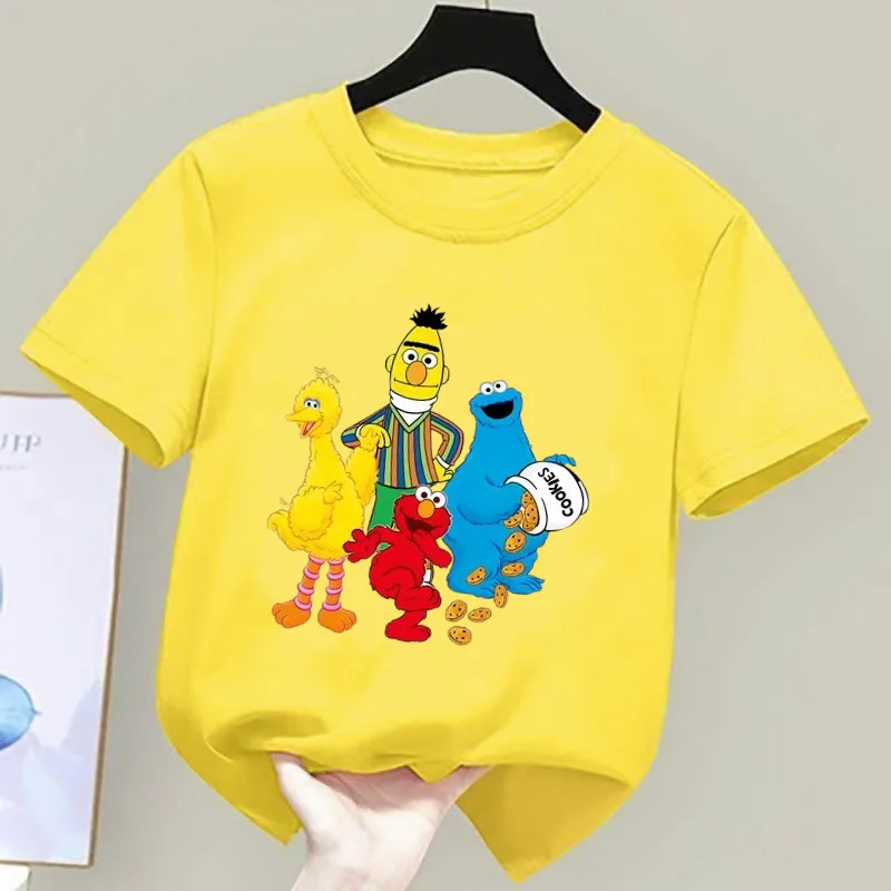Kids Sesame Street Kindergarten Boys and Girls T-shirt with cute cartoon image of Big Bird 2-12-year-old boys and girls printed