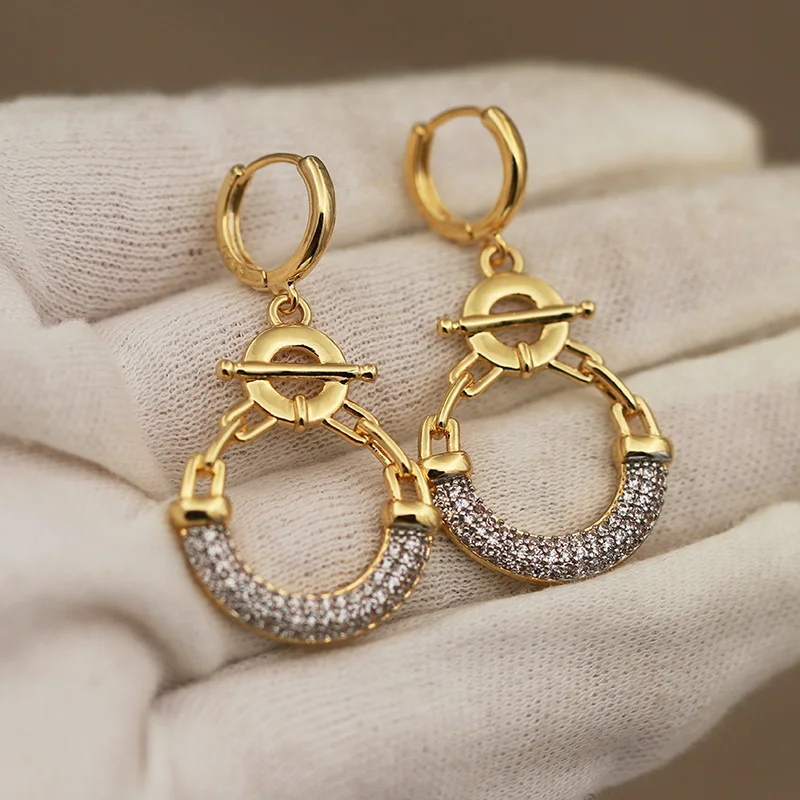 New Sight Design Crystal Geometric Stud Earrings for Women Fashion Brand Jewelry Zirconia Unique Hollow Earrings