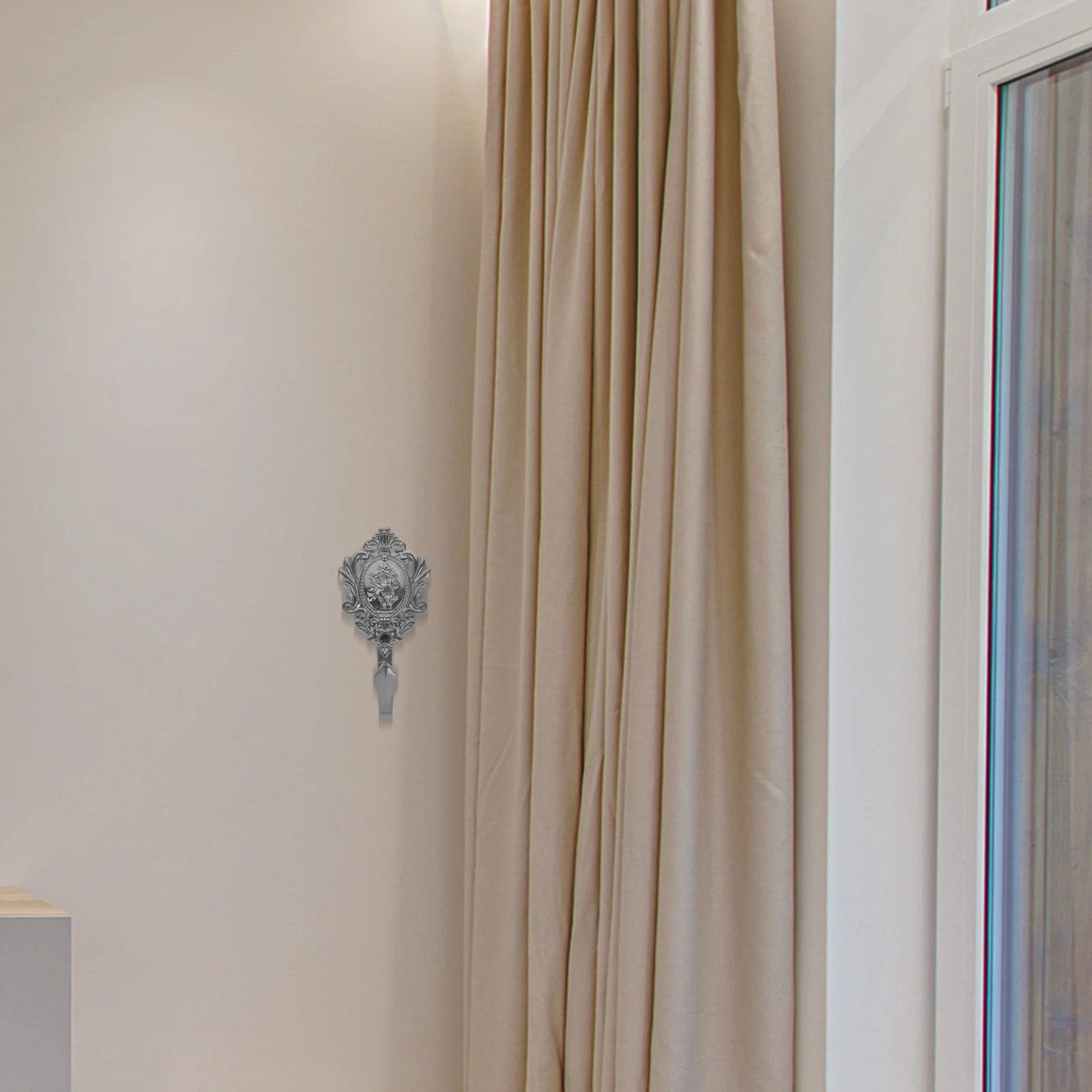 

2Pcs Vintage Zinc Alloy Curtain Holdback Hooks Bronze Rose Carve Design Drapery Tiebacks Easy Install Classic Wall Mounted