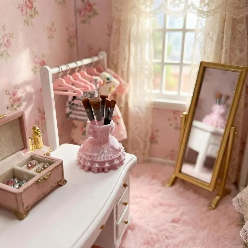 1 Set Miniature Scene Dressing Table Ornament 1/12 Scale Dollhouse Simulation Dance Skirt Makeup Brush Model For Doll Accessory view 4