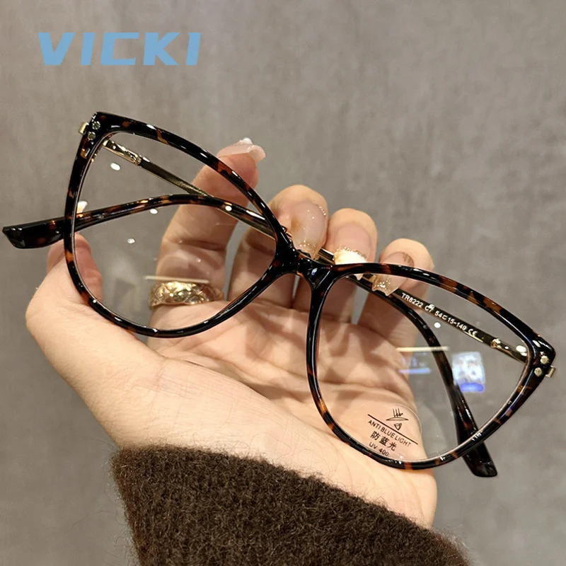 VICKI Fashionable Unique Cat-Eye Design Women Progressive Multifocal Photochromic Anti Blueray Glasses Customizable Prescription
