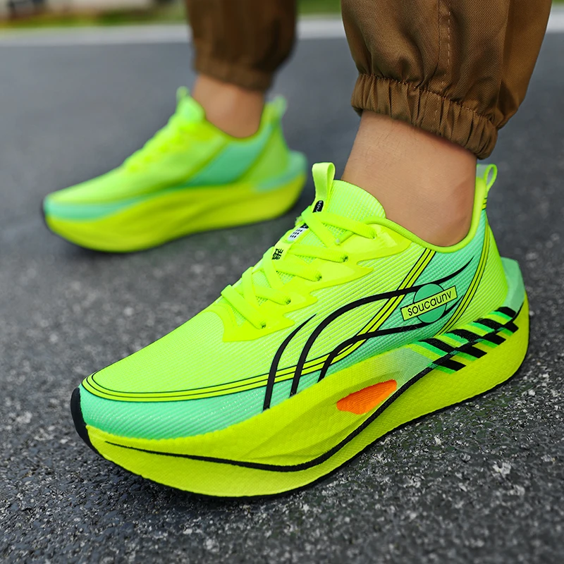 

New family and couple style popcorn-shaped soft-soled sports shoes trendy and lightweight carbon plate running shoes