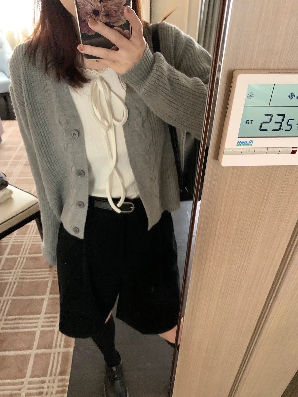 

LTYLTY Soft Cozy V-Neck Twisted Knit Open Cardigan Women's Loose Versatile Sweater Jacket Long Sleeve Regular Length