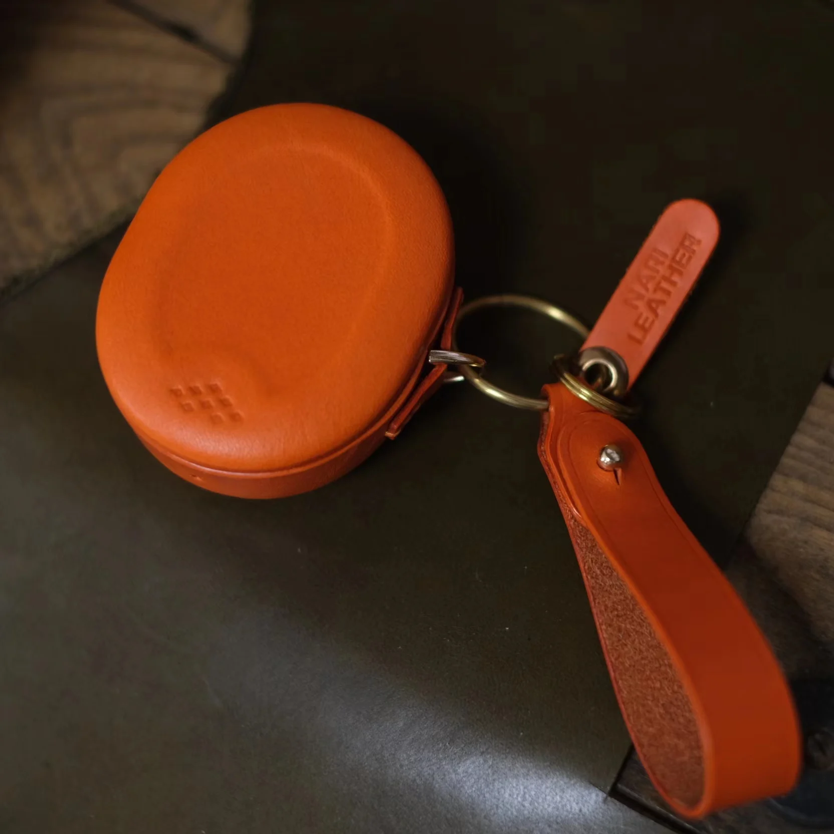 Handcrafted multicolor Genuine leather for the Devialet Gemini earphones full cover with customized free printing alphanumeric