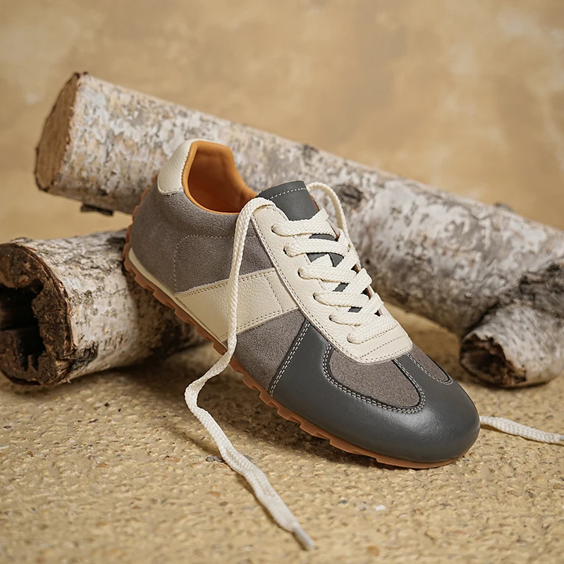 

Handmade Genuine Leather Women Sneakers Flat Casual Shoes for Round Toe Walking Shoes Skate Shoes Lace-up German Trainer Shoes