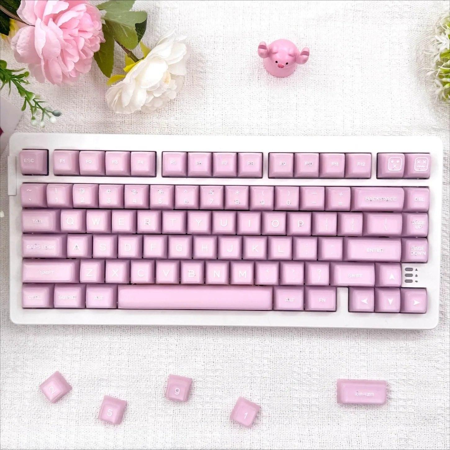 Taohua Jade SA Keychain PC 142 Beautiful Keycaps Suitable for Wooting Magnetic Shaft Mechanical Keyboard