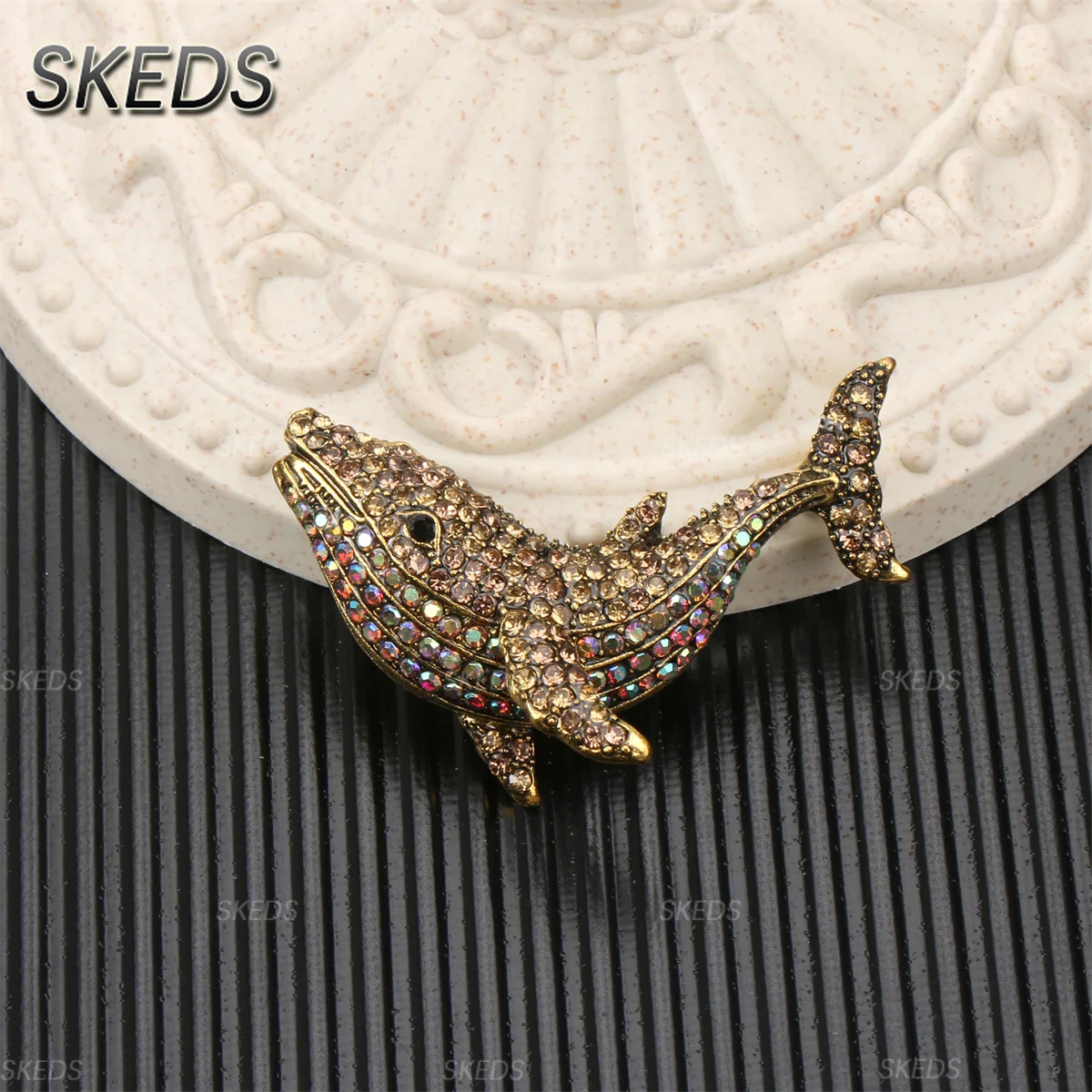 SKEDS 2026 Sommer Neues Design Ginkgo-Brosche Luxus-Schmuck Damen Hochwertige Exquisite Anstecknadel Pflanzenserie Abzeichen Hochzeitskorsage – Detail 4