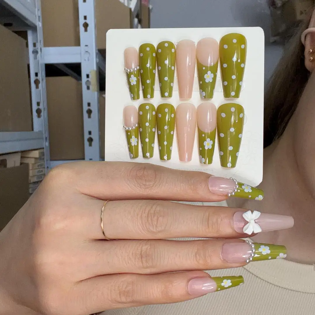 24Pcs/Box Rustic French Style Floral False Nails Art Removable Reusable Acrylic Press on Nails Set Long Ballet Fake Nail Tips