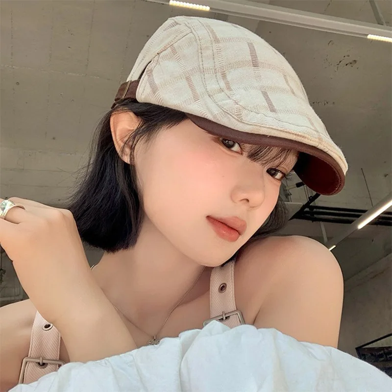 

2025 New Arrival Men's Spring/Summer British Vintage Stylish Checkered Casual Painter Hat Women's Beret Dad Visor Cap