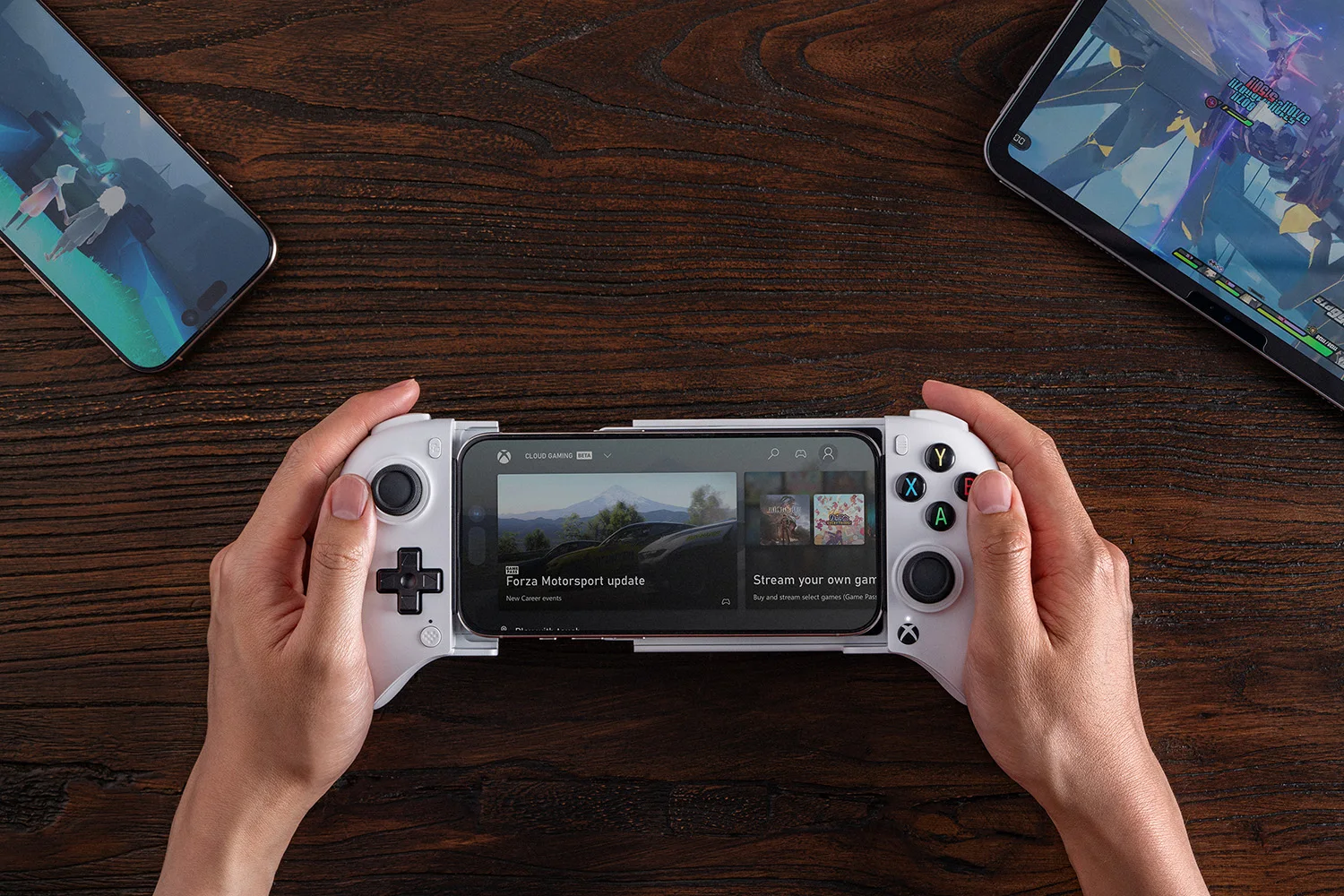 8BitDo Ultimate Mobile Bluetooth Controller Xbox Edition dla iPhone'a, Apple'a, Androida i Xbox Cloud Gaming z joystickiem Halla — zdjęcie produktu 2