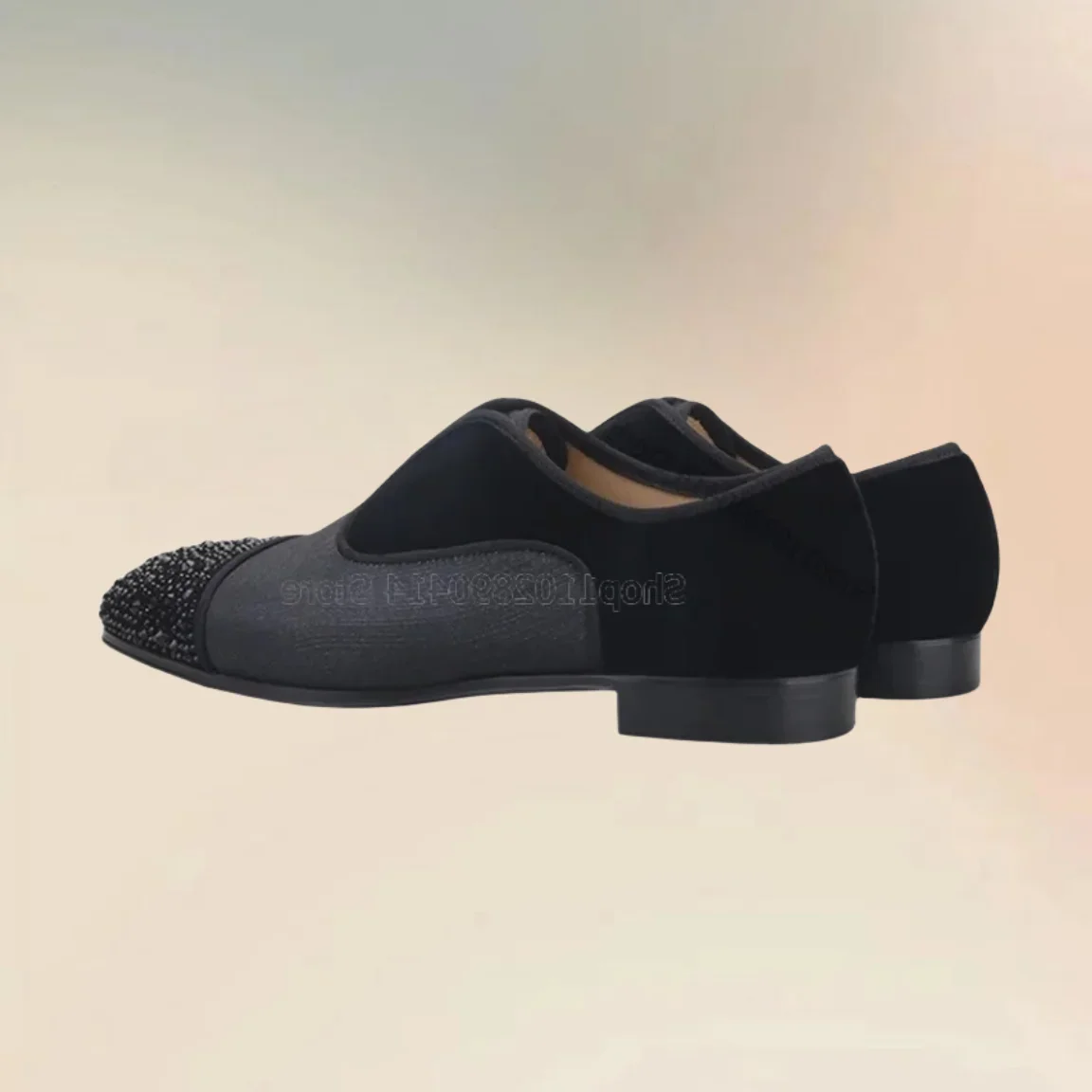 รองเท้าอ็อกซ์ฟอร์ดผู้ชายตกแต่งหมุดสีดำ งานปะติดปะต่อ แฟชั่นแบบสวม รองเท้าลำลองผู้ชาย งานฝีมือสุดหรู รองเท้าสำหรับงานเลี้ยง รองเท้าเดรสผู้ชาย