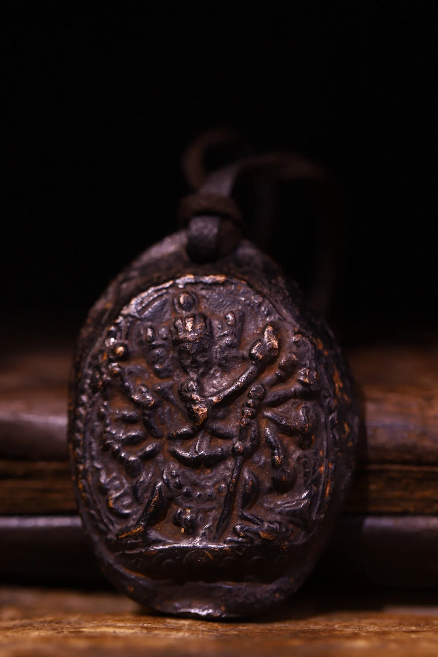 Folk Old Bronze Cinnabar 1000 arms Three headed Buddha Chakrasamvara Buddha Statue Pendant Amulet Dharam