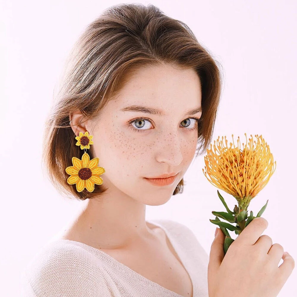 Beaded Sunflower Dangle Earrings for Women Girl Boho Handmade Yellow White Daisy Flower Statement Ear Stud Holiday Jewlery Gift