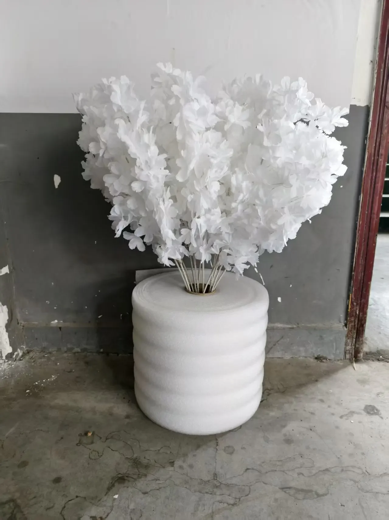 Großpackung Weiße Künstliche Gypsophila-Kirschblütenzweige 50-500 Stück Künstliche Schleierkraut-Blumenstiele für Hochzeitsbogen Brautparty – Detail 11