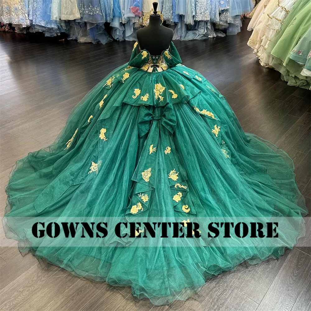 Vestido para quinceañeras verde con Apliques de encaje dorado, vestido de baile con hombros descubiertos, vestido mexicano Charro, vestido de 15 quinceañera 2024