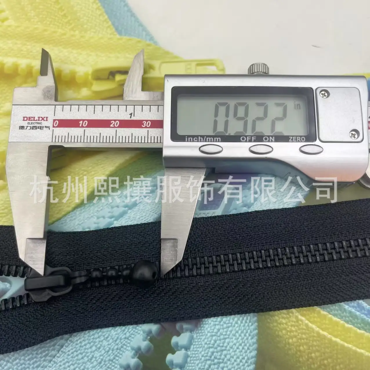 

30 шт./лот YKK молния 5 # 16,5-30 см металлическая черная бронза с закрытым концом декоративный слайдер сумка для макияжа DIY швейные принадлежности для одежды