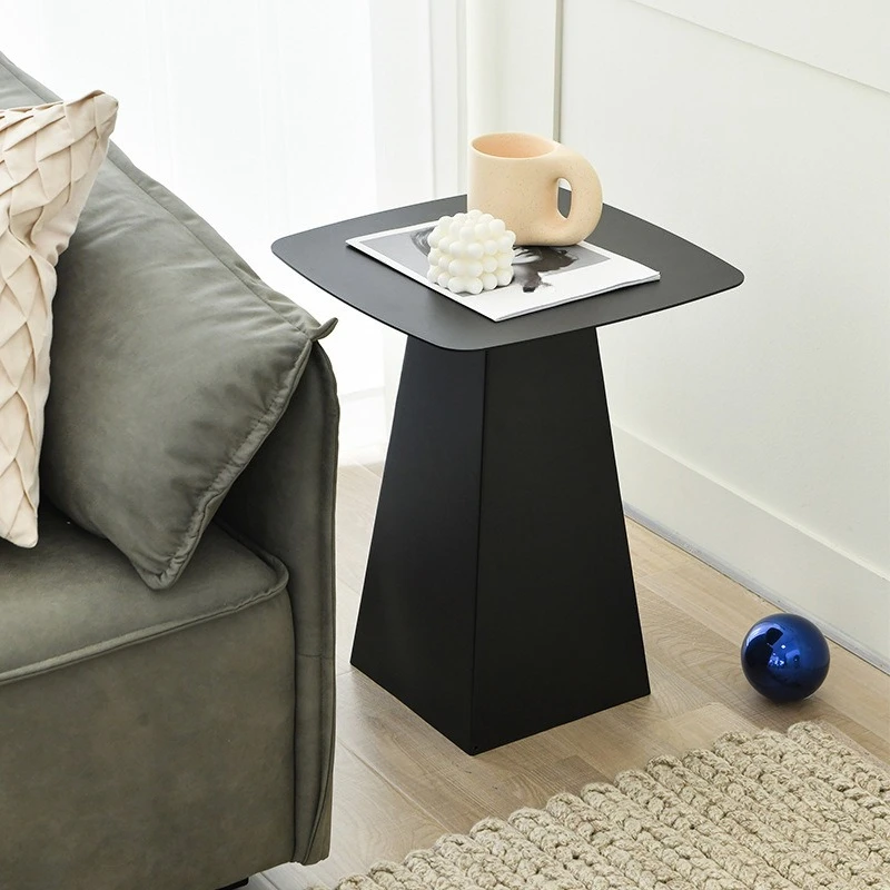 Scandinavian Style Light Luxury Iron Coffee Table, Minimalist Living Room Sofa Side Table, Creative Corner Table Rack A791
