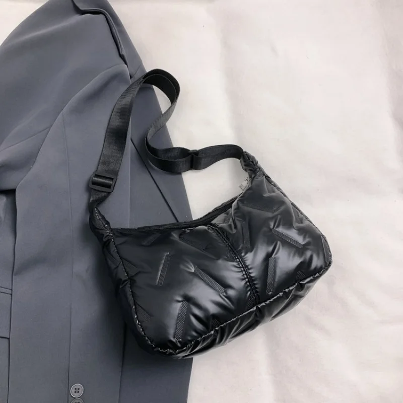 

Neat 2025 New Ladies Luxury Brand Leather Tote Bag Famous Designer Simple Popular Casual​