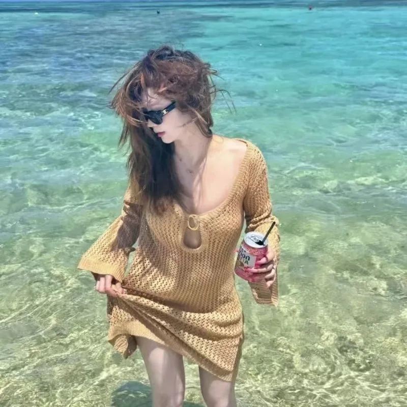 2025年新作3ピースビーチビキニセット、ヴィンテージセクシーディープV水着、ファッショナブルなカットアウトニットカバーアップバケーション水着