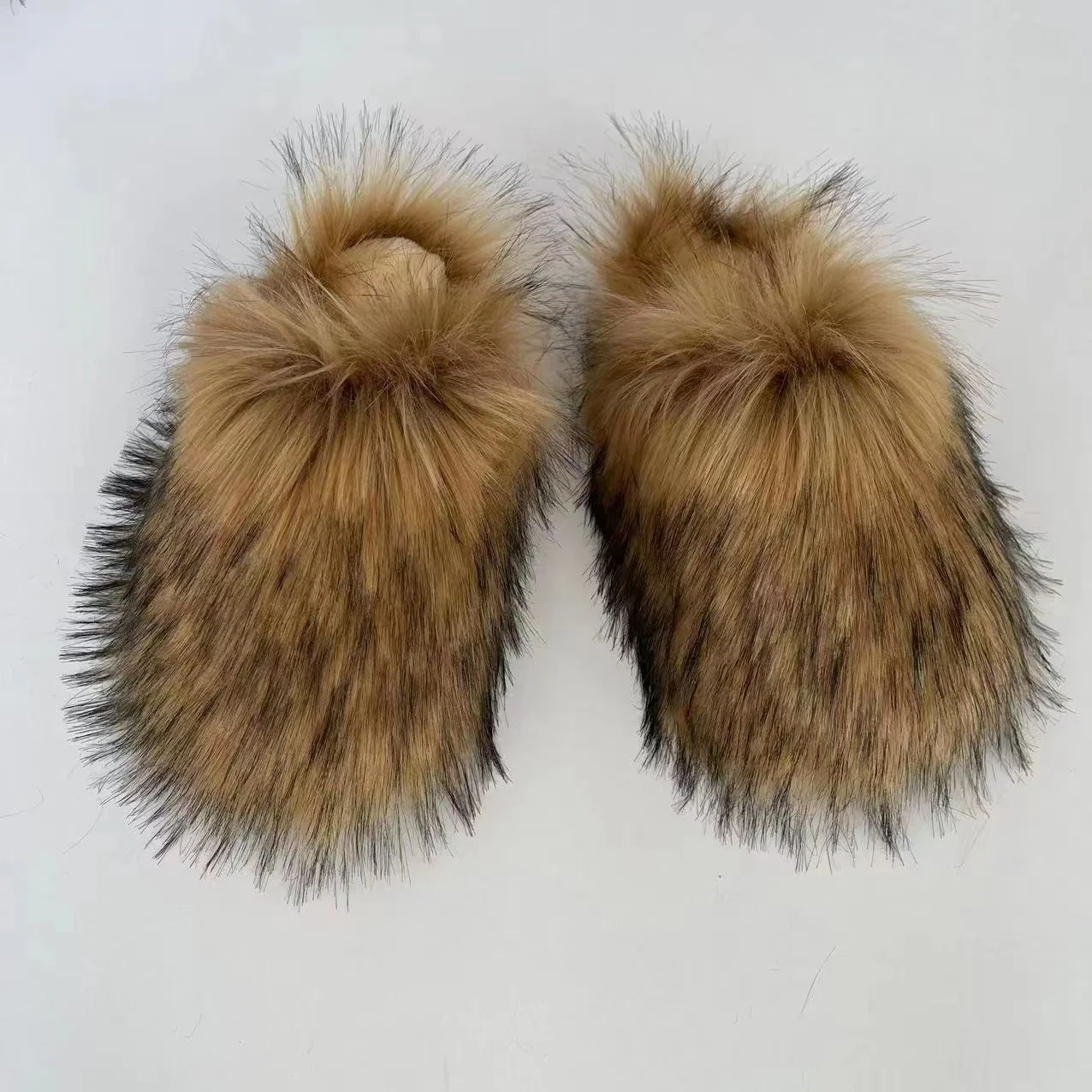 Summer Women Fur Slippers Woman Fluffy Raccoon Fox Fur Slides Female Furry Outside Flat Flip Flop Ladies Rainbow Slip On Sandals