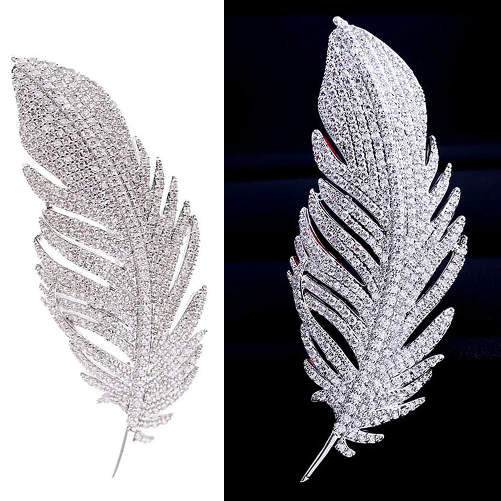 

Elegant Zircon Brooch Fashion Woman Breastpin Unique Look Exquisite Workmanship Chic Brooches for Women Casual Occasions