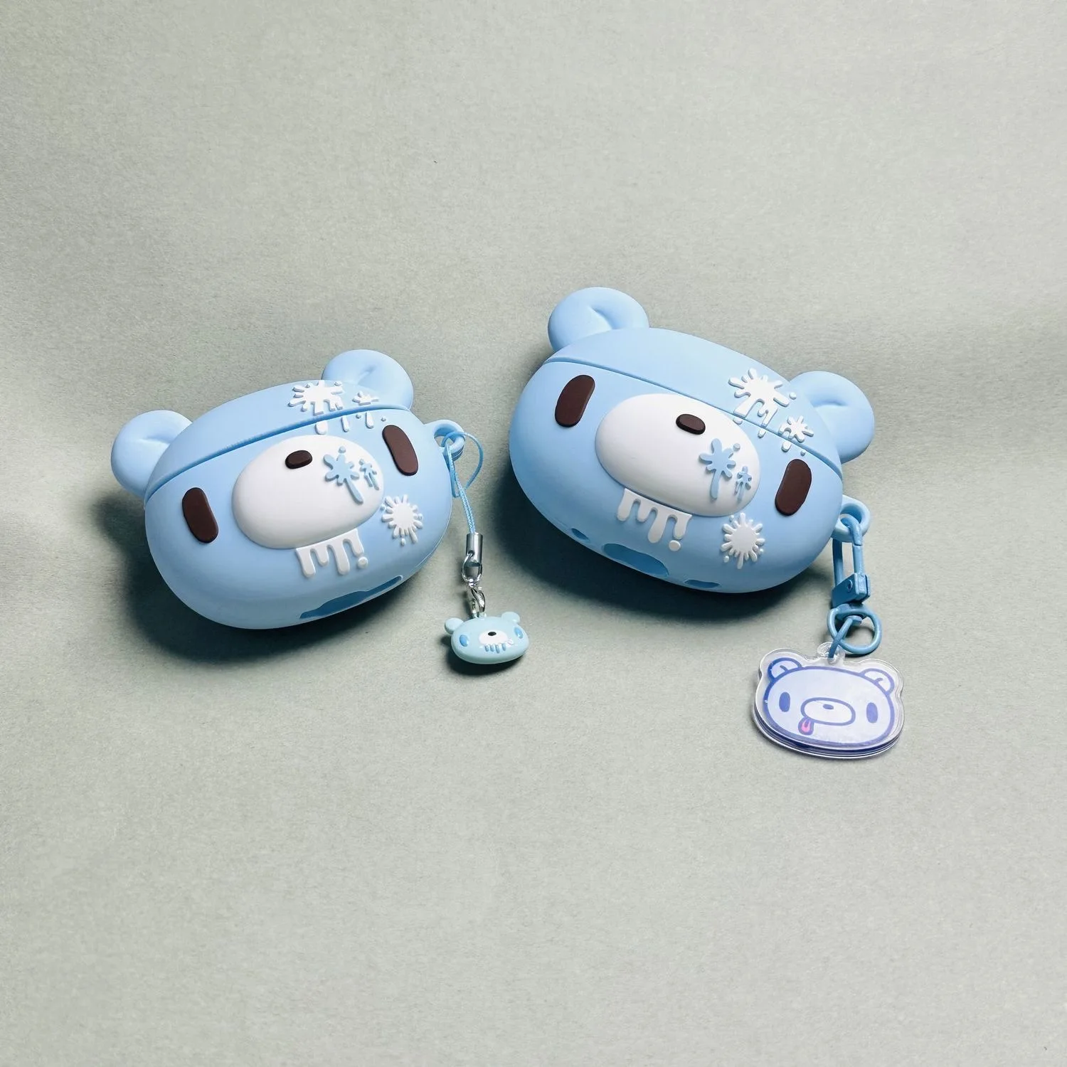 Light Blue Cartoon Bear Silicone Earphone Case, Cute Snow Splash Pattern Cover with Lanyard Mini Pendant for Wireless Headphones