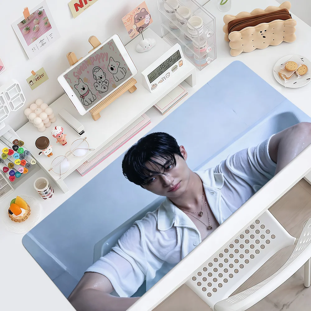 Mouse Pad MousePad Non-slip Actor Lockedge Office Student Gaming Cool Thickened Large Seok Writing B-Byeon Woo Pad Cushion