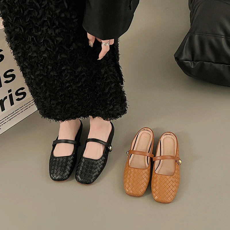 

2025 New Woven Flat Bottom Mary Jane Women's Shoes Comfortable Slip-On Retro Style Leather Interior Sandals Casual Dressy Shoes