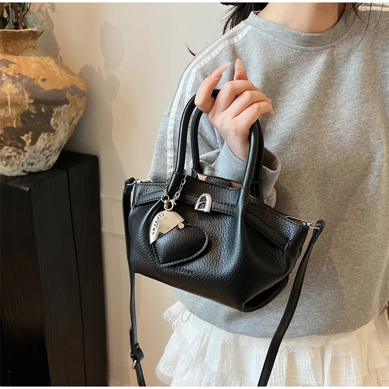 

Korean Niche Brand Hand-held Vegetable Basket Bag 2025 New Fashion Cloud Bag Ins Super Hot High-quality Versatile Crossbody Bag
