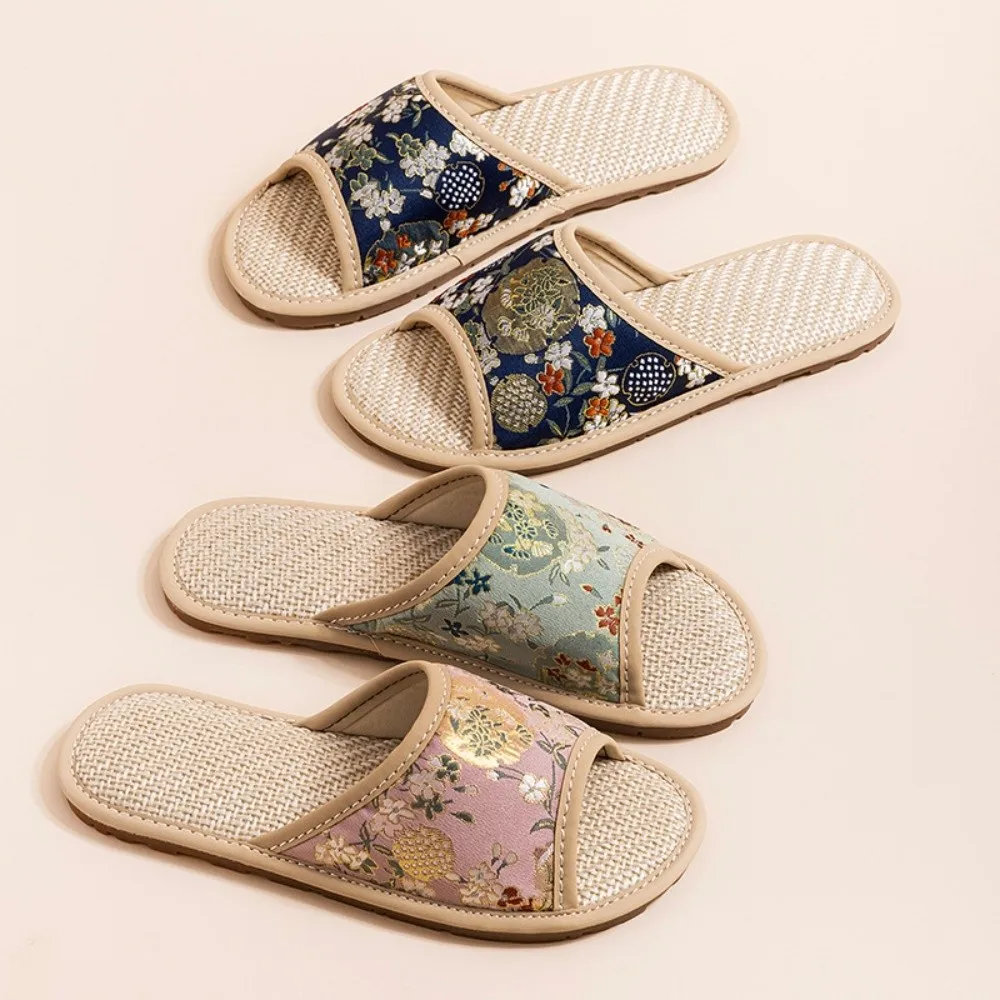 

Sandals Non-Slip Linen Slippers Soft Flax Men Women Slippers Chinese Style Sweat Absorption Embroidery Flower Slippers Home