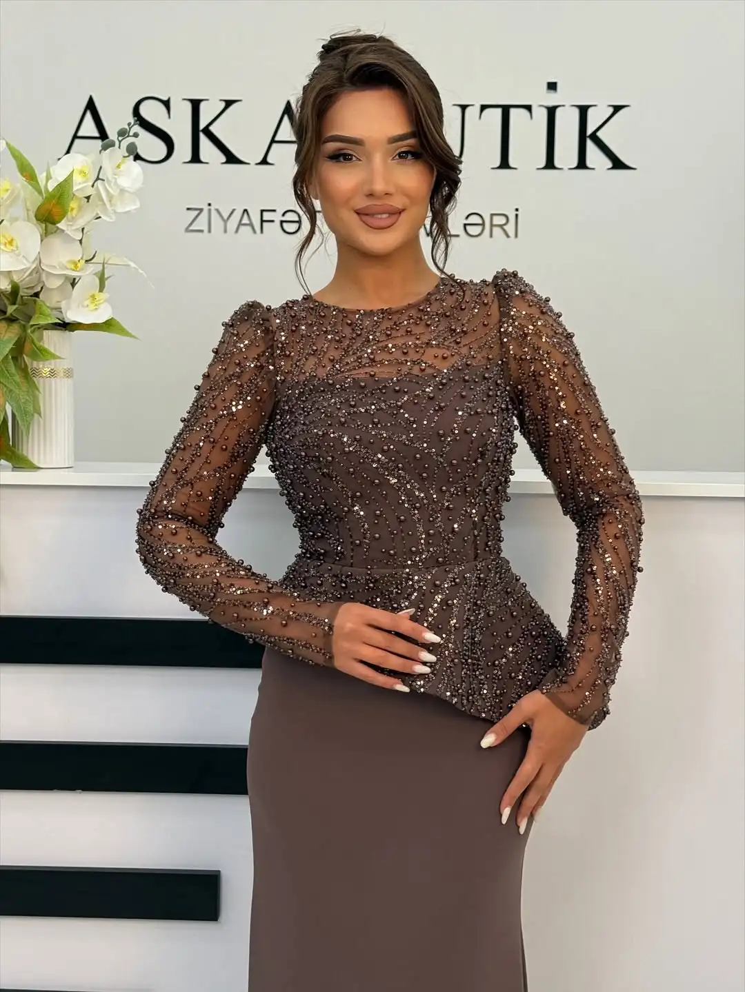 Nouveau Design élégant col rond perles perles Illusion manches longues mode luxe sirène soirée bal robe de soirée formelle