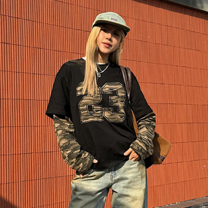 アメリカンヴィンテージ迷彩プリントTシャツ レディース パッチワーク Oネック 長袖 ストリートTシャツ 原宿 Y2K ルーズ カジュアルトップ