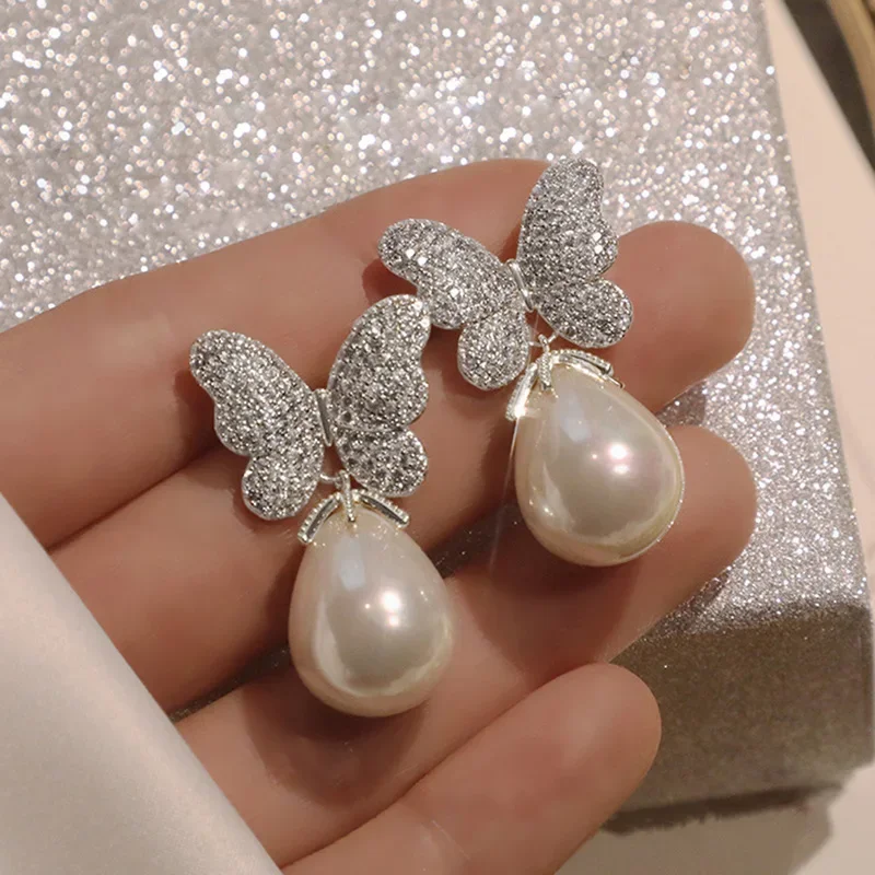 

Elegant Butterfly Earrings for Women High-End Imitation Pearl Princess Jewelry Fashionable Accessory