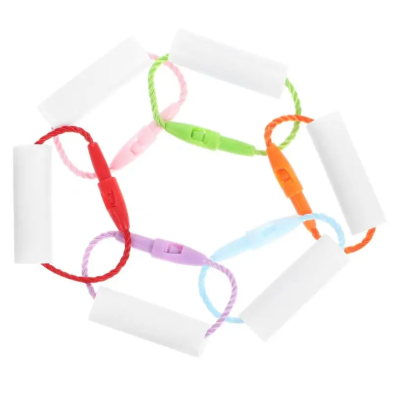 30 قطعة من علامات الأسماء للملابس، ملصقات أسماء الرعاية النهارية، تسميات أسماء قابلة للكتابة، علامات أسماء معلقة، حلقات (لون عشوائي)