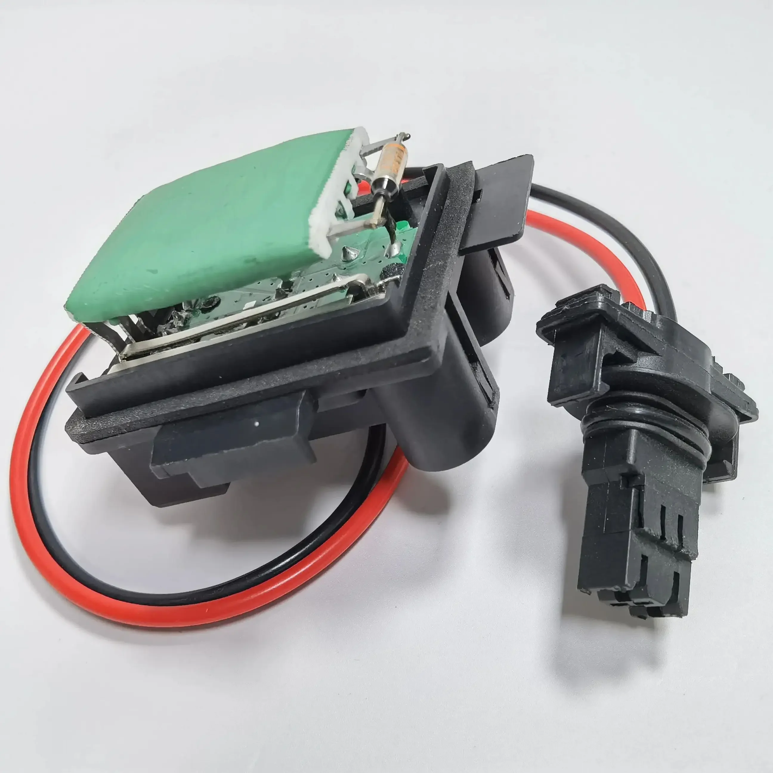 لرينو كليو II/172/182/Kangoo سخان منفاخ المحرك المقاوم مروحة 7701044817 7701206104 515136