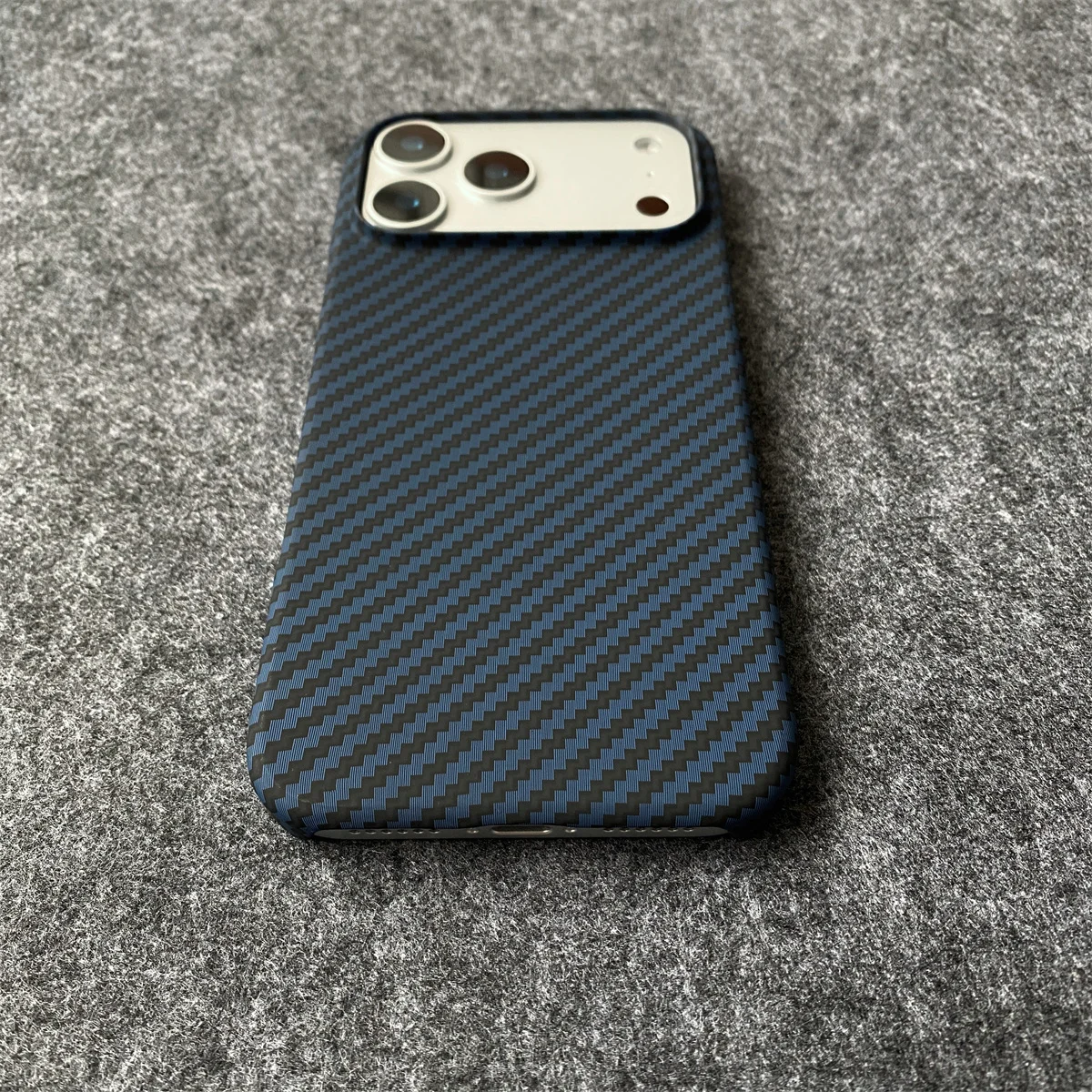 Stoßfeste Rahmenlose Carbonfaser-Hartschalenhülle für iPhone Air 17 16 15 14 Plus 18 13 12 11 Pro Max Leder-Schutzhülle – Detail 8