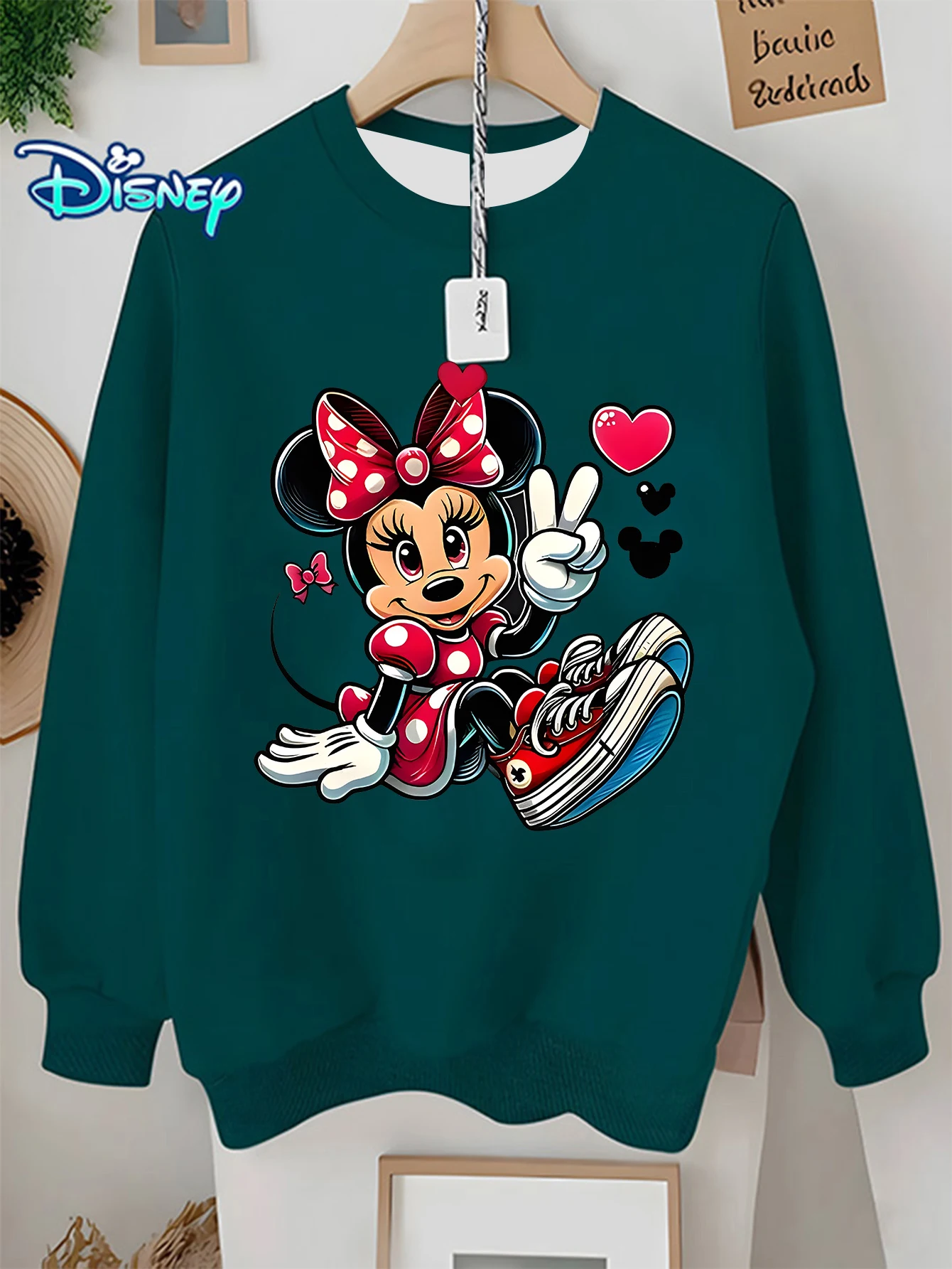

Женская толстовка с капюшоном Disney с Минни Маус, красные кроссовки и пуловер с рисунком сердечек, модная толстовка унисекс для пар, пуловер