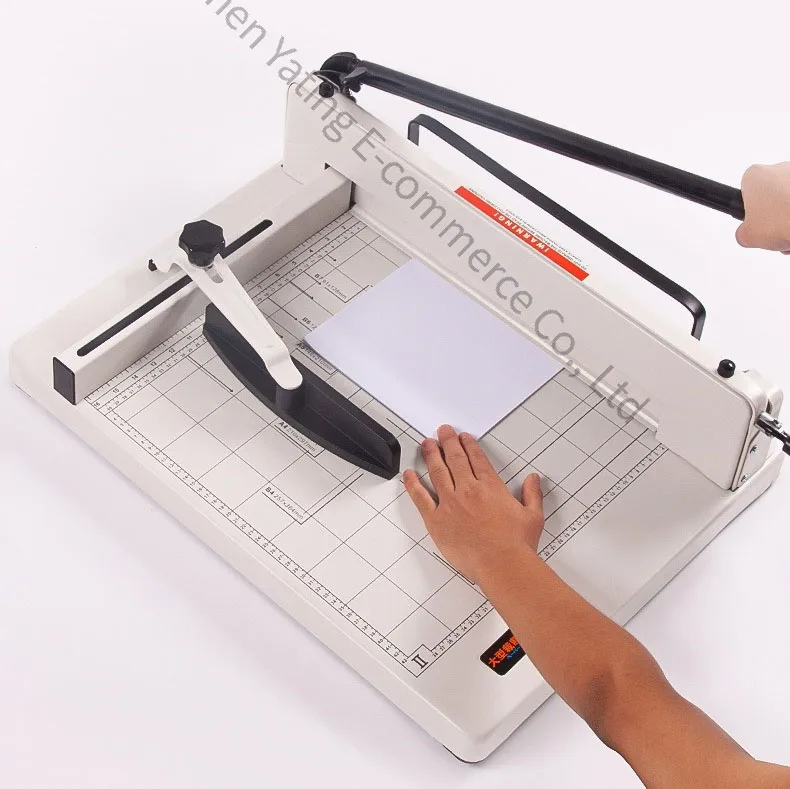 

A3 Size Office Paper Cutter A4 Durable Paper Cutter Paper Cutting Knife, Metal Base Cutting Knife