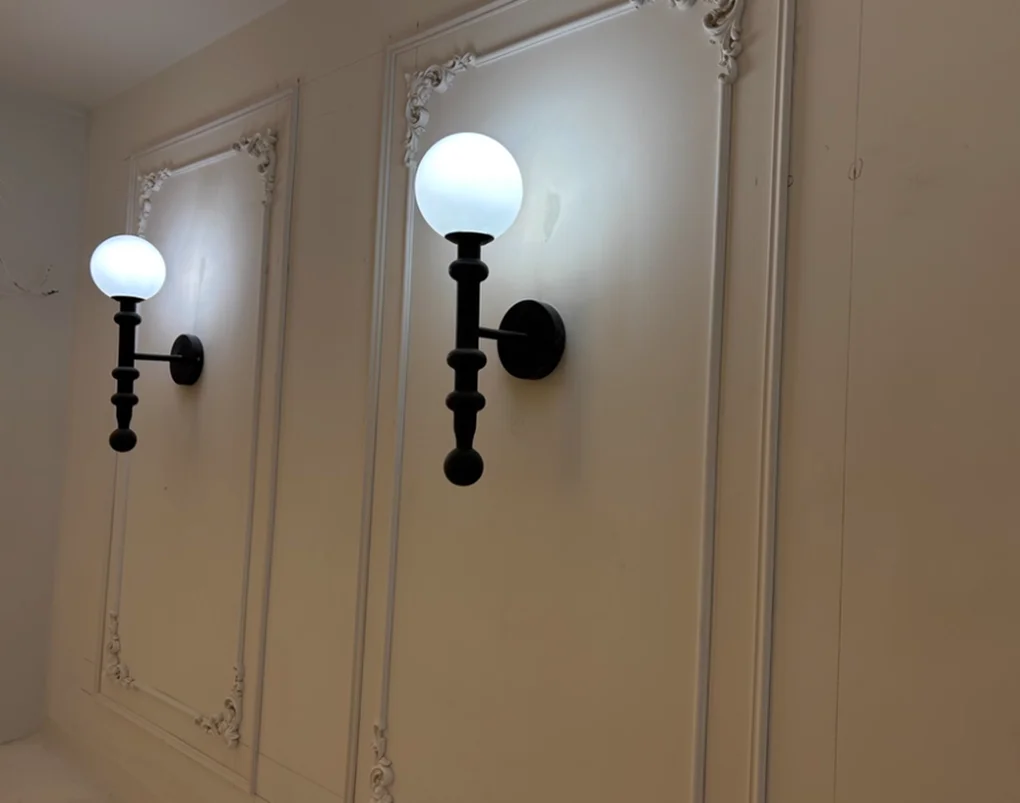 French Retro Bedside Hanging lamp wood bedroom headboard pendant light, modern minimalist creative restaurant pendant light