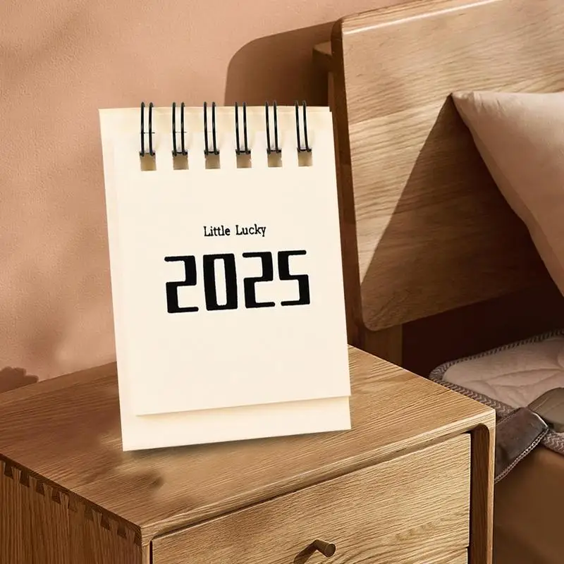 تقويم مكتبي شهري 2024-2025 تقويم طاولة صغير من أغسطس 2024 إلى ديسمبر 2025 تقويمات مكتبية للسنة الأكاديمية