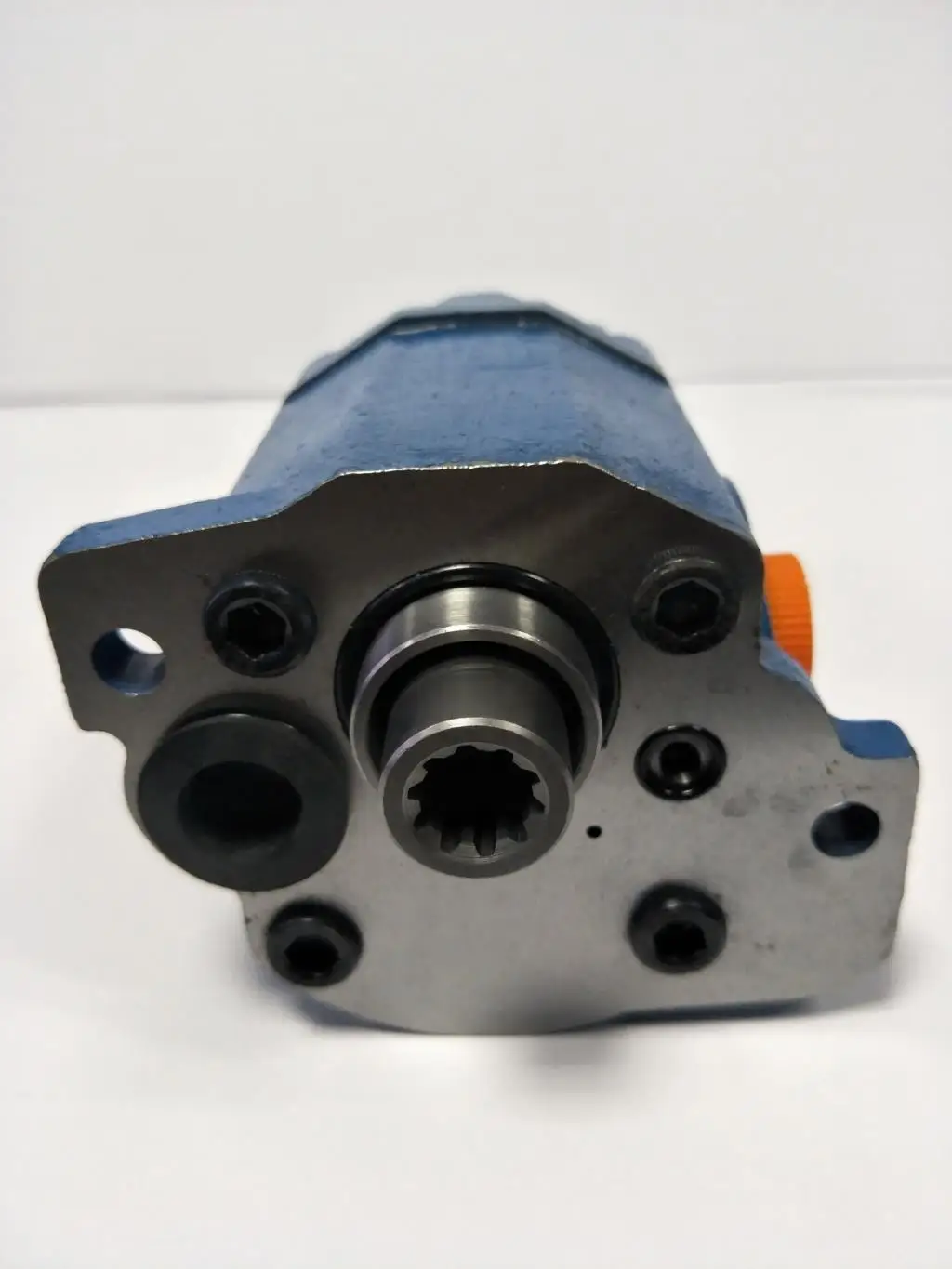 Excavator parts AP2D25 AP2D28 Gear Pump 14633898  Hydraulic Pilot Pump For R60-7 DH55 DH60 EC60 Excavator