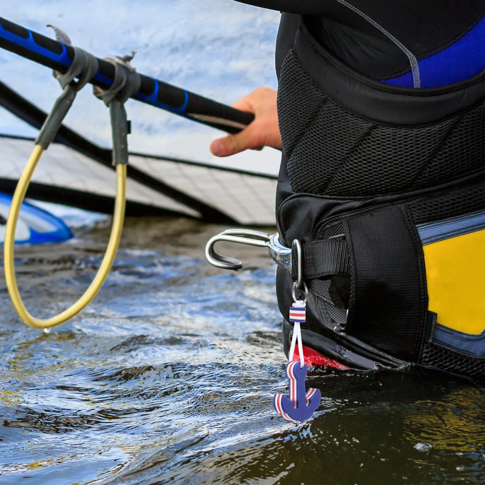 

Набор из 2 водонепроницаемых брелоков-дольфинов из ЭВА для каякинга, гребли на каноэ, парусного спорта и активного отдыха на природе. Надежное крепление.
