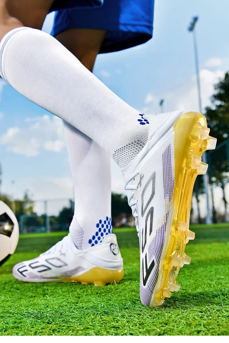Neue Herren-Fußballschuhe: Rutschfeste Hallen- und Outdoor-Sneaker mit Stollen – Hochwertige Futsal-High-Top-Schuhe für Rasen – Bestseller – Detail 2