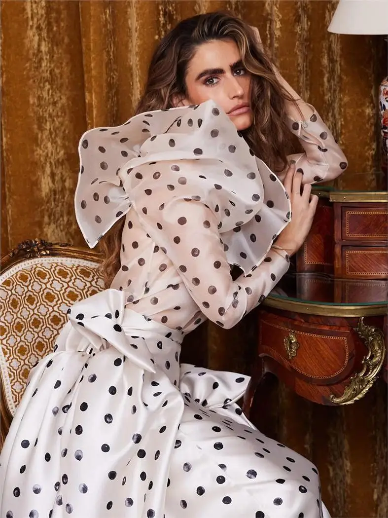 

Casual Faion Polka Dot Long Sve irt European Organza Me Top Straight Cut Bubble Sve ort Length French Sle